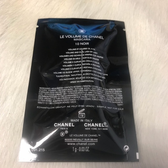 New Chanel Mascara- travel size - Picture 2 of 2